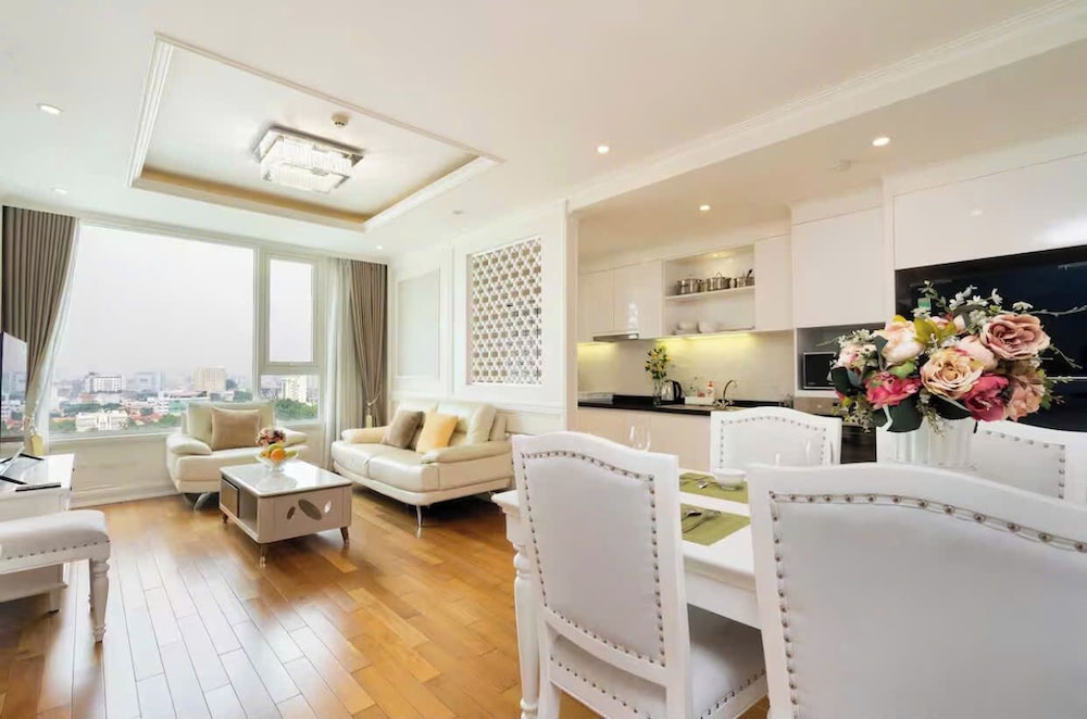 Presidential Suite, 2 Bedrooms, Club Lounge Access, City View