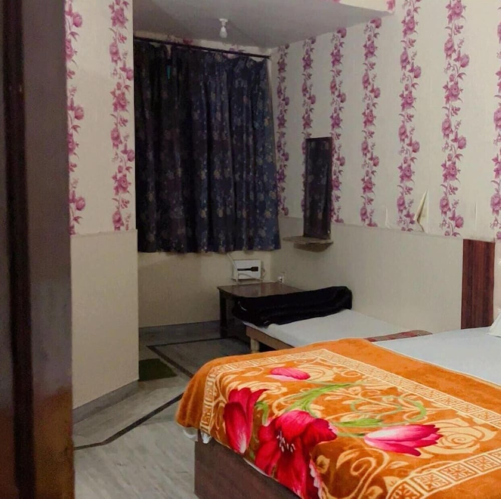 Deluxe Double Room, Garden View