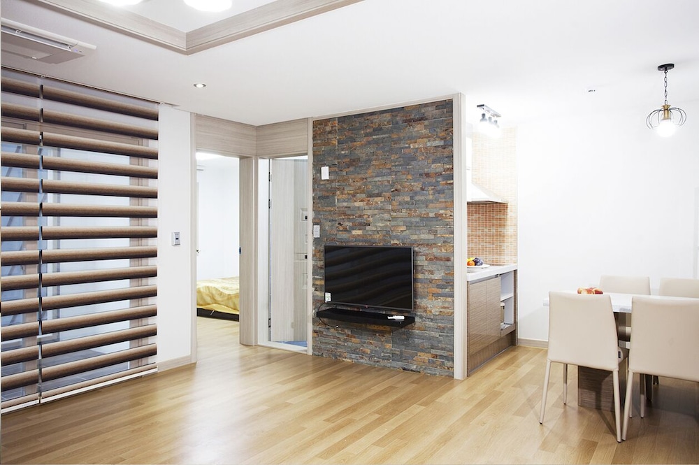 Pension Type Royal (Kitchen) - Photo 1