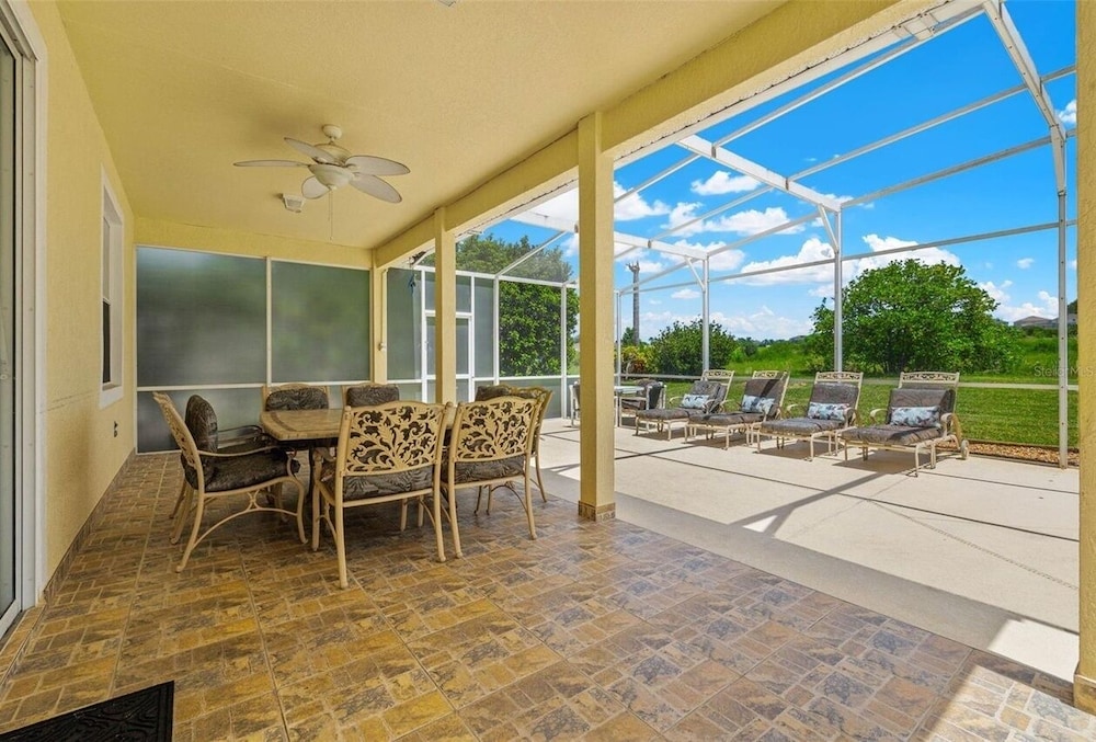 Large Villa - Close to Disney With Extended Patio and Golf Course Views, Bild 51