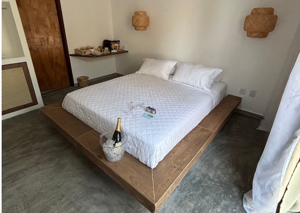 Double or Twin Room, 1 Queen Bed, Garden View