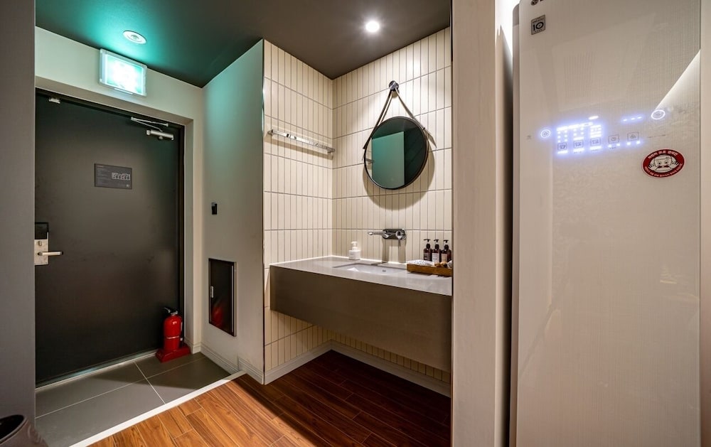 Deluxe Twin Room - Photo 4
