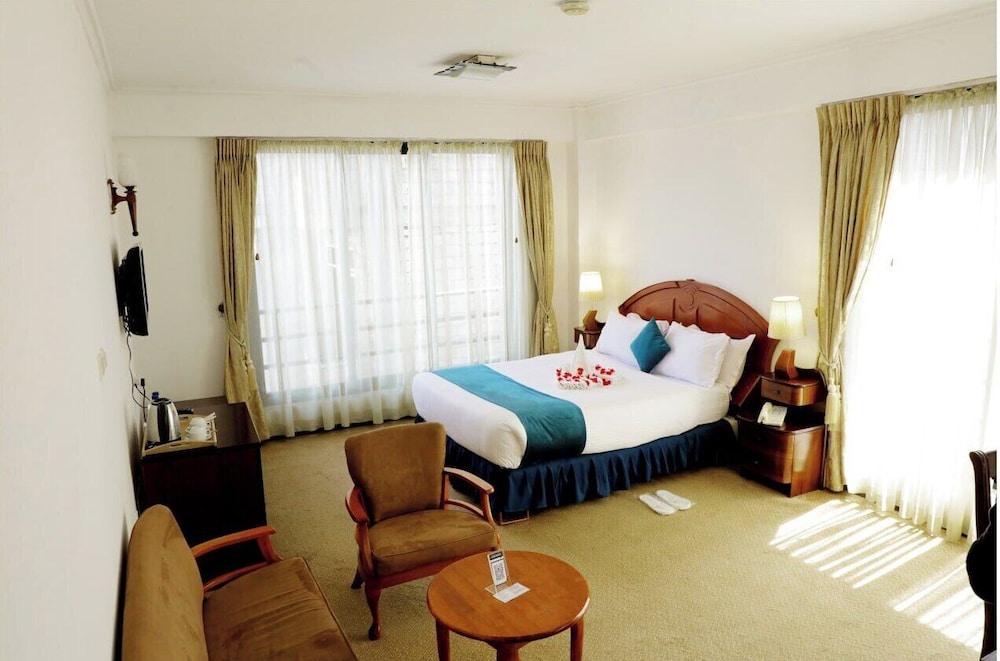 Deluxe Double Room, City View