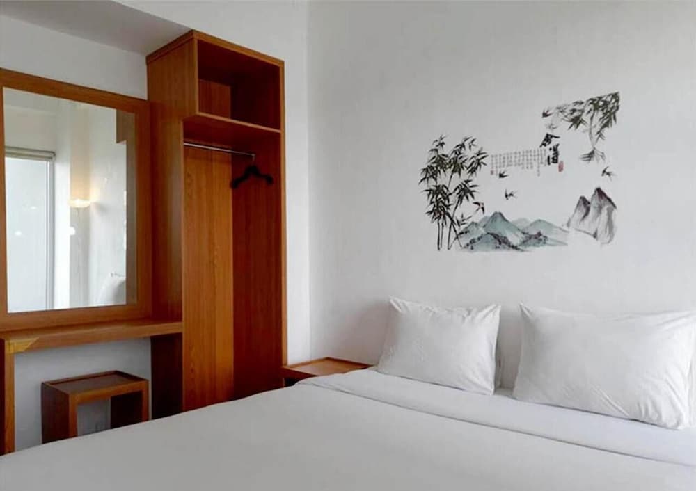 Standard Studio, Balcony, City View photo 3