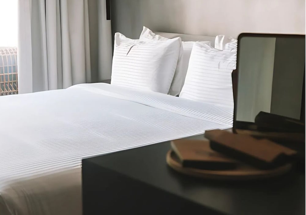 Iris Room