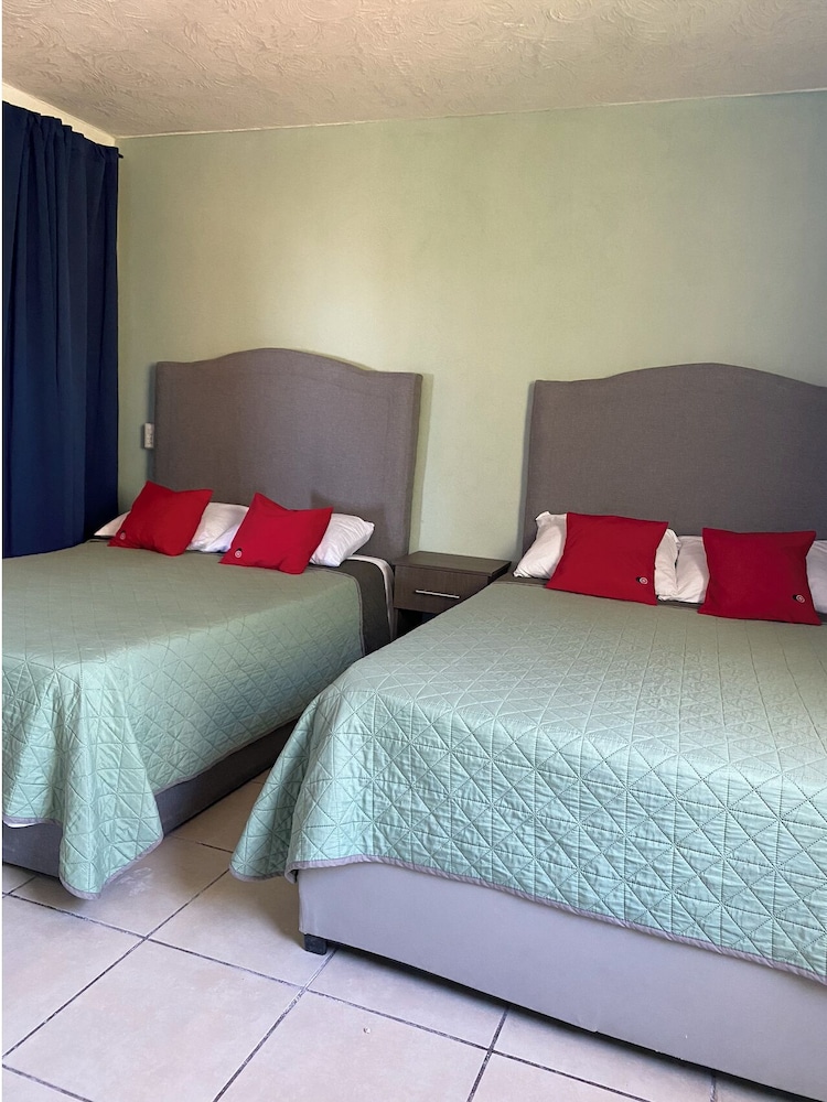 Basic Room photo 2