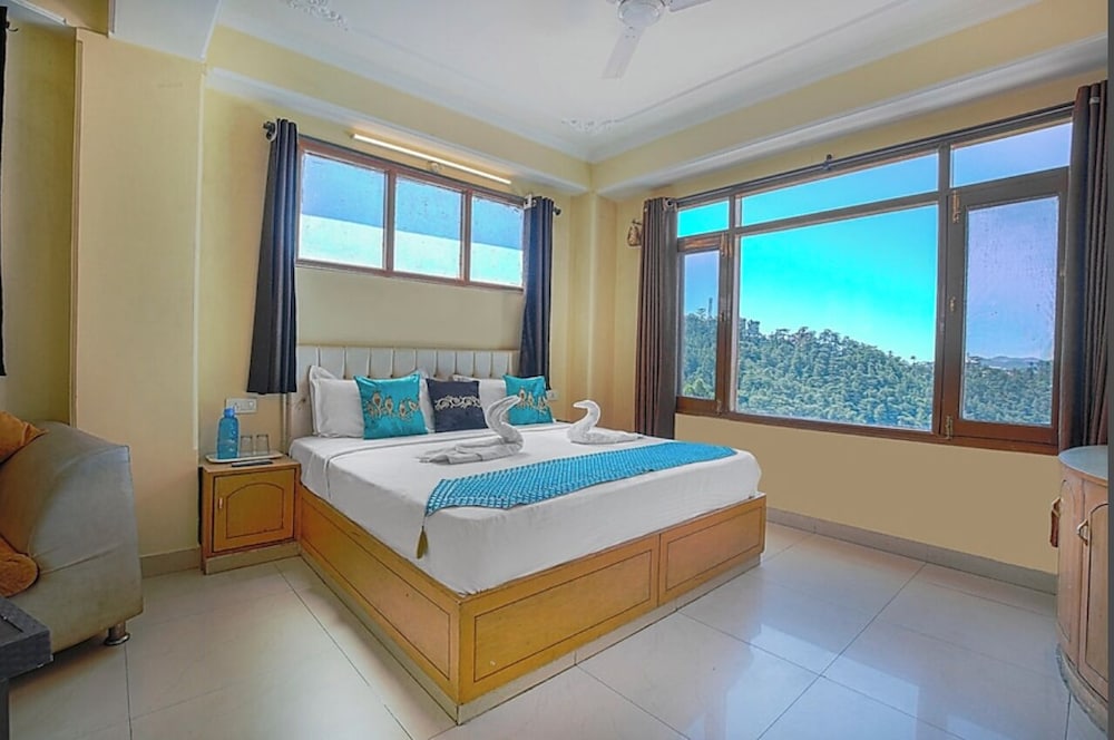 Deluxe Room, Valley View