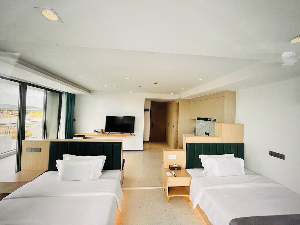 Junior Twin Room - Photo 1