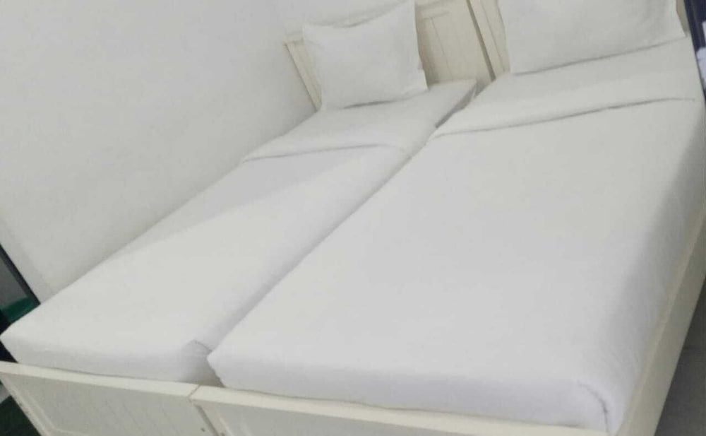 Standard Twin Room, 2 Bedrooms, Non Smoking photo 3