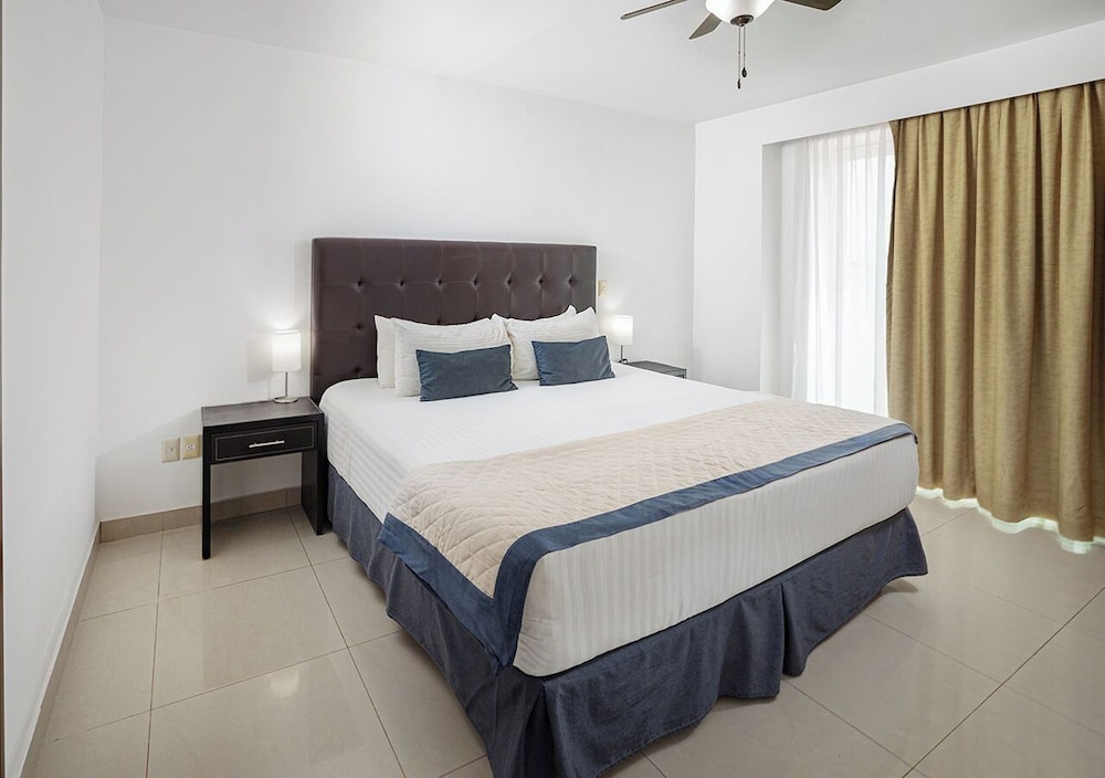 Standard Room, 1 King Bed - Photo 5