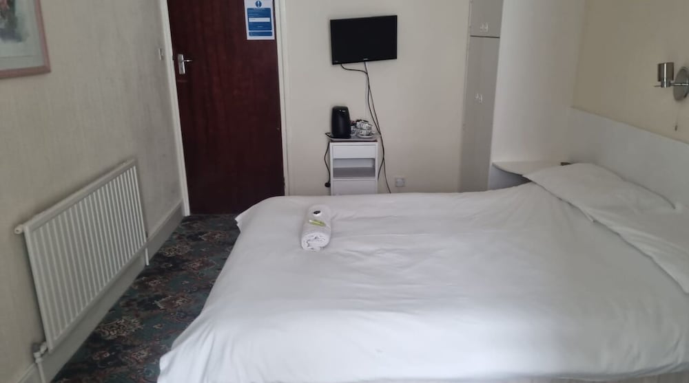 Double Room, Ensuite - Photo 6