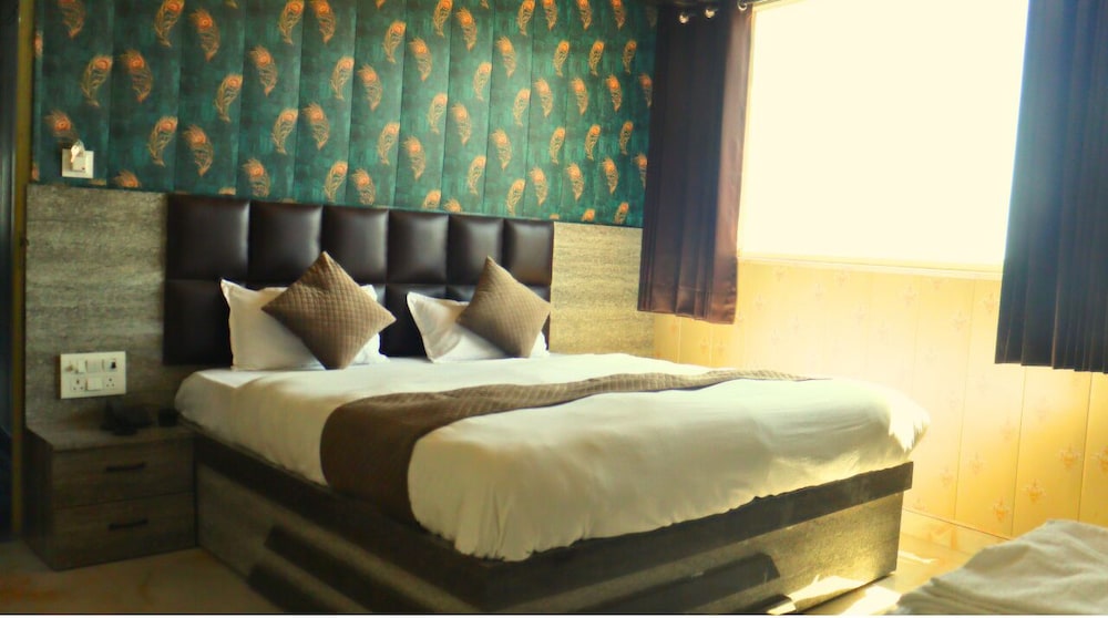 Deluxe Double Room photo 3