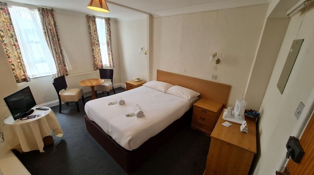 Economy Double Room, Ensuite