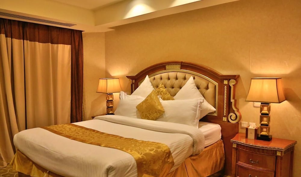 Business Suite, City View photo 1
