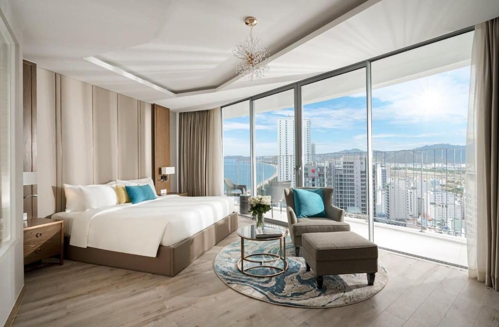 Family Double Room, Partial Sea View