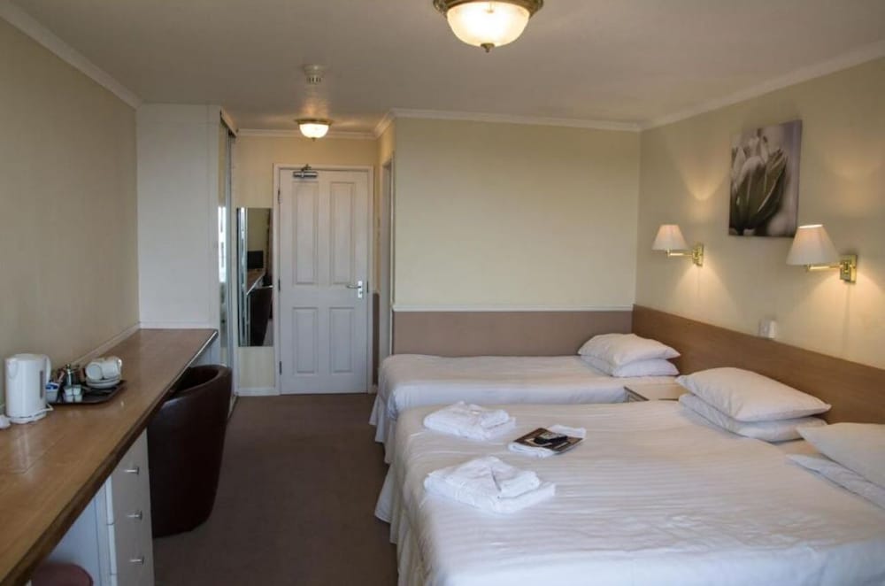 Standard Triple Room, Ensuite