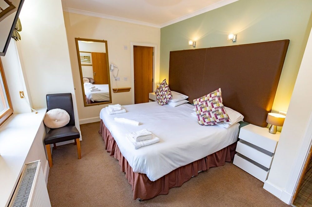 Standard Double or Twin Room, Ensuite (Rooms 2-3) photo 2