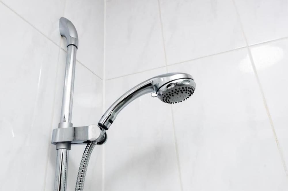 Suite, Ensuite photo 3