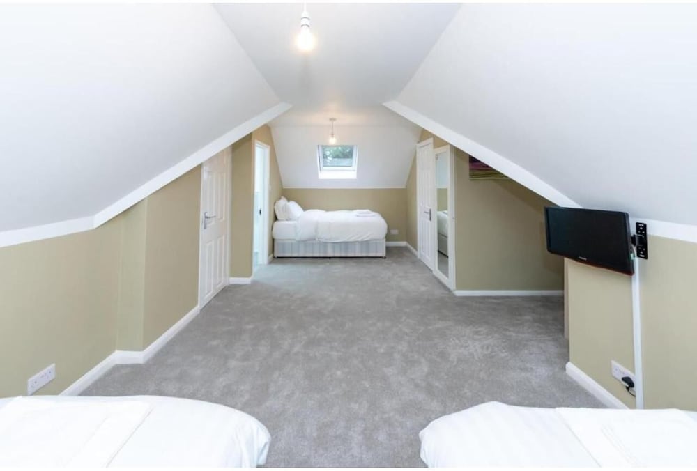 Twin Room, Ensuite - Photo 2