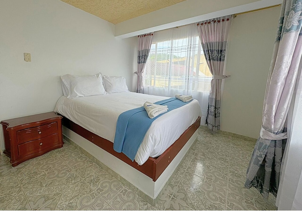 Standard Twin Room photo 2