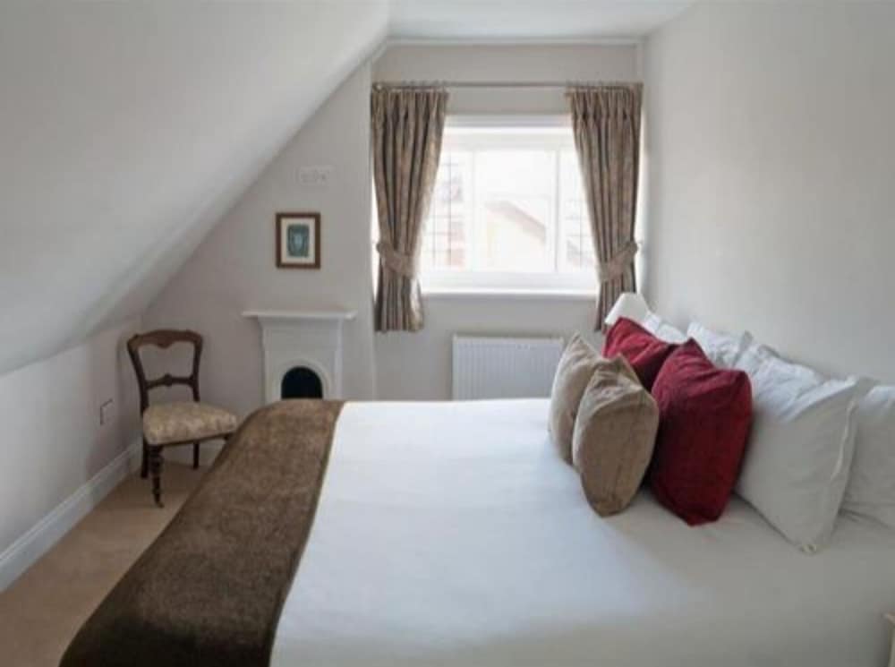 Superior Double or Twin Room, Shared Bathroom ((With Bath Only)) photo 1