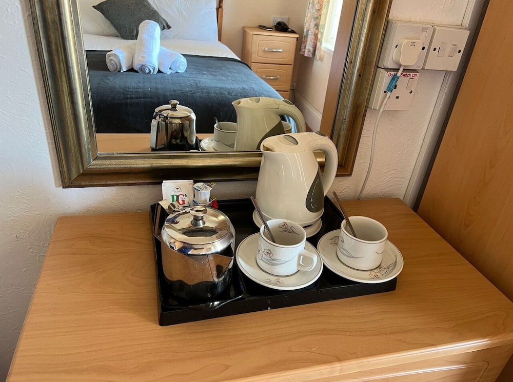 Standard Double Room, Ensuite - Photo 5