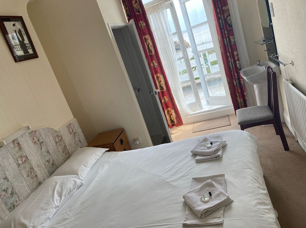 Standard Double Room, Shared Bathroom photo 1
