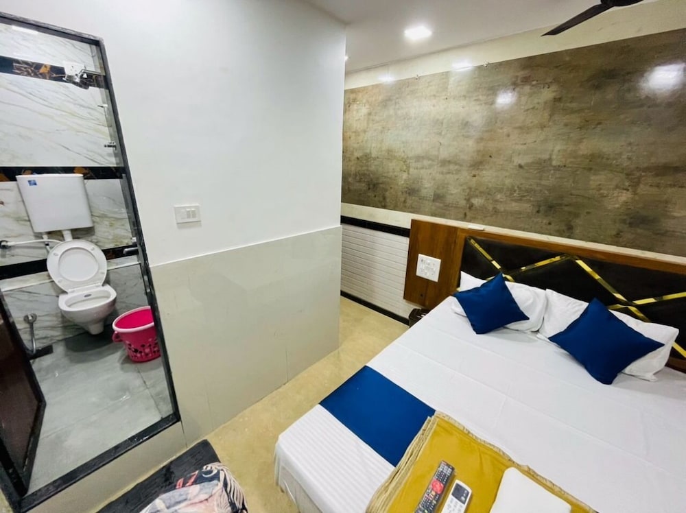 Deluxe Double Room, City View