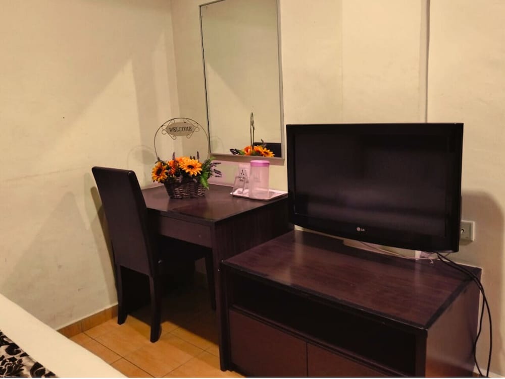 Standard Room photo 2