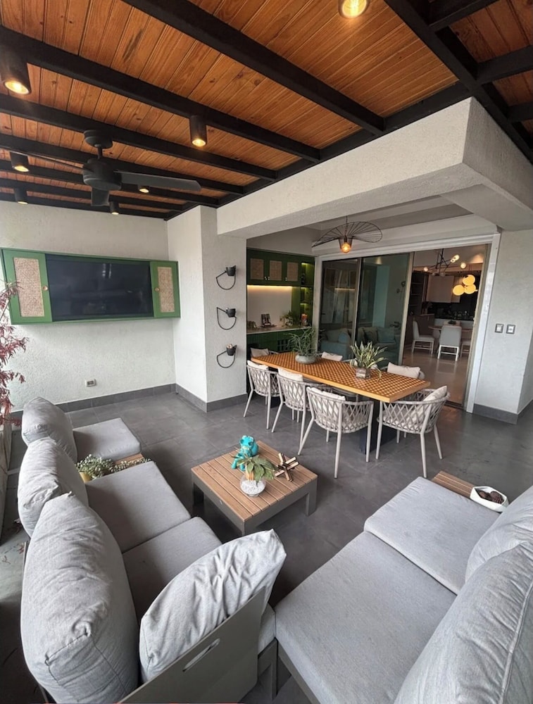 Exclusive Apartment, City View