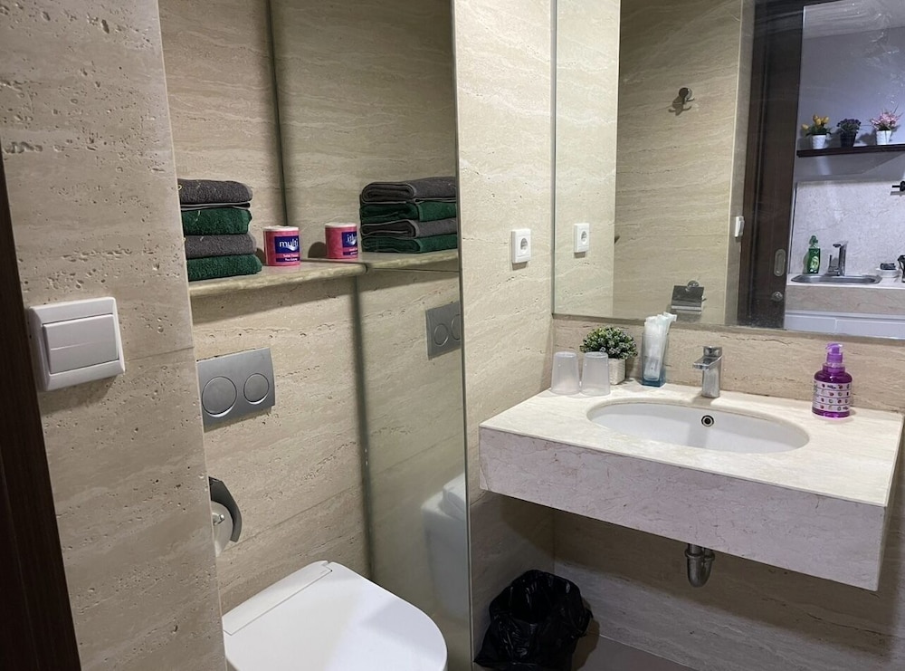 Deluxe Apartment photo 2