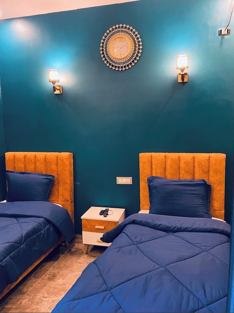 Comfort Double or Twin Room, City View