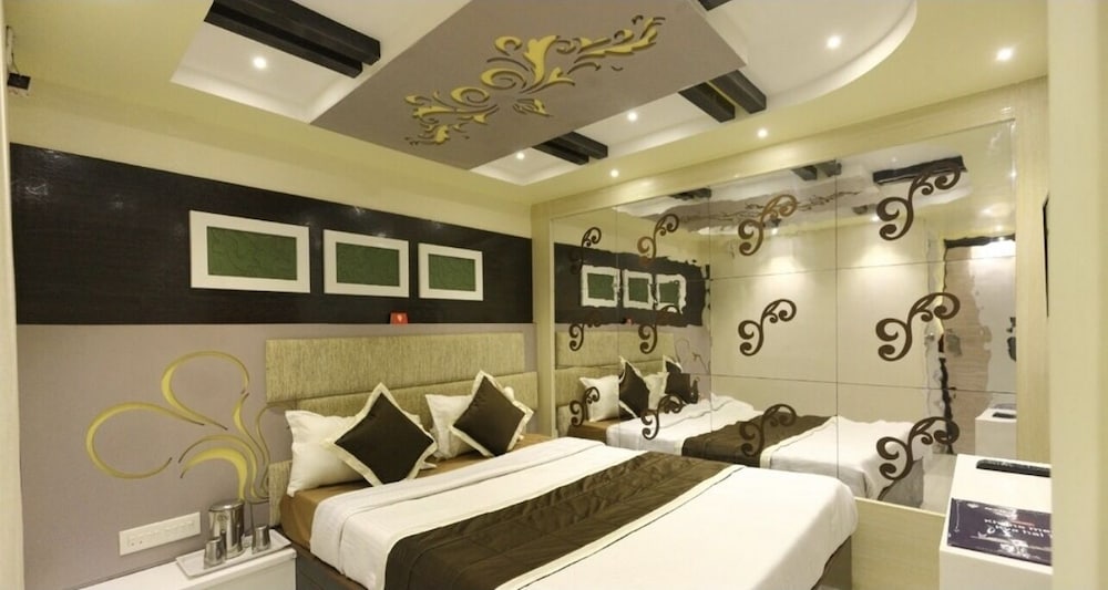 Deluxe Double Bedded Room photo 2