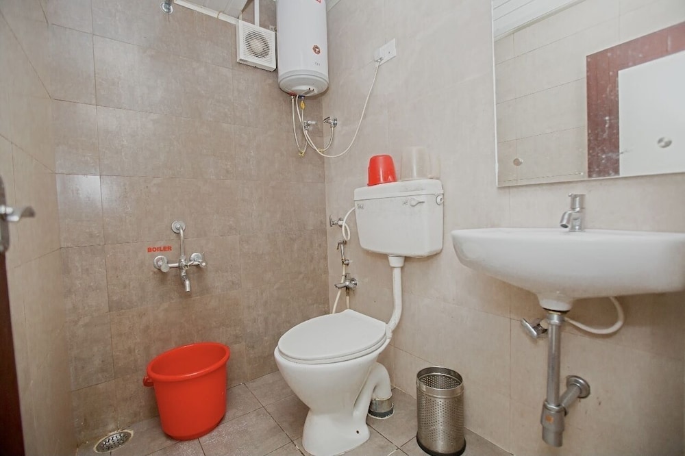 Deluxe Double Bedded Room photo 3