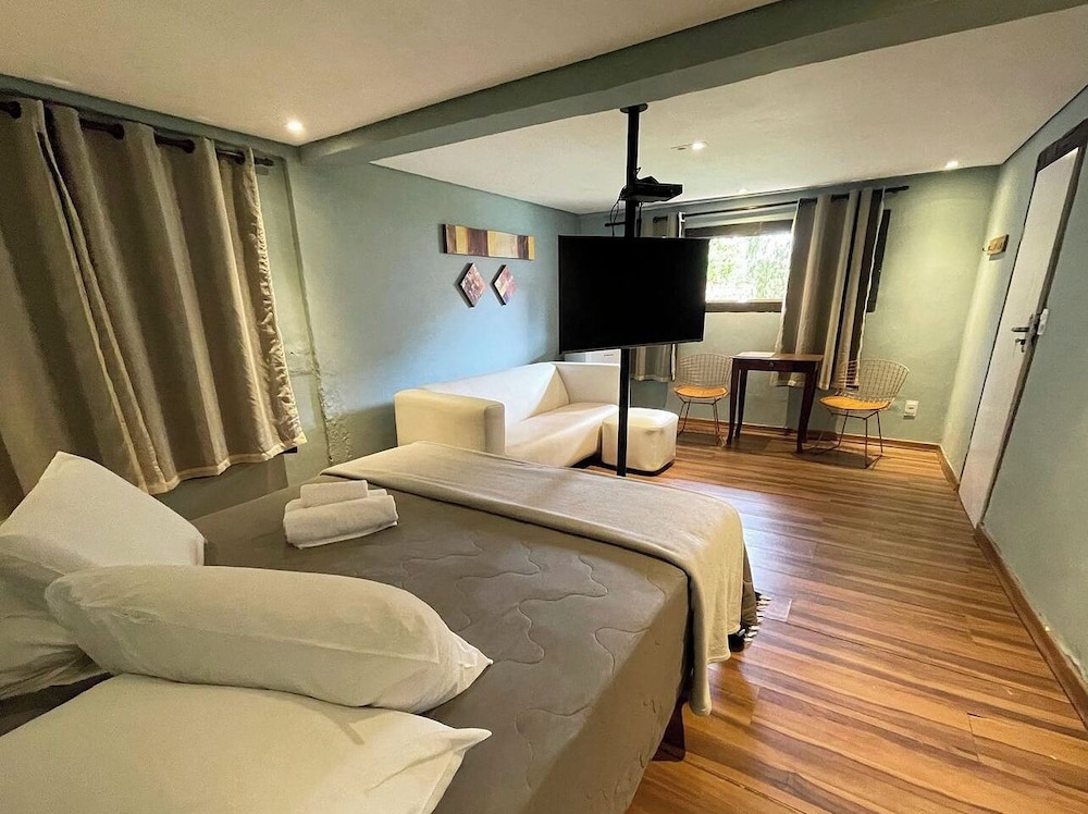 Luxury Room, 1 Queen Bed photo 3