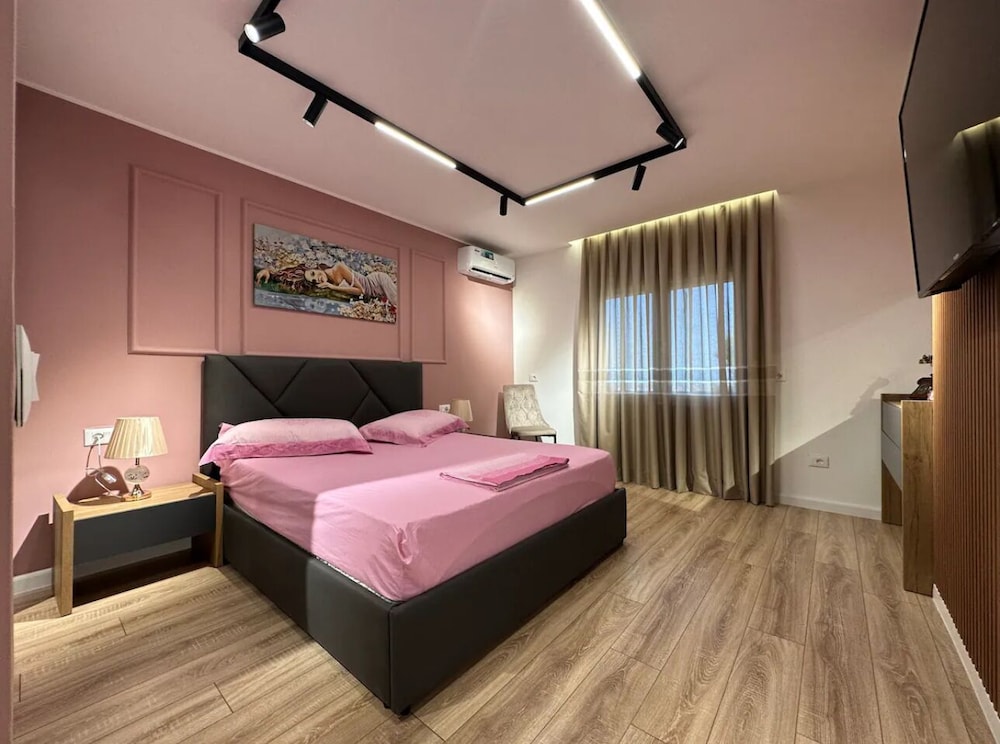 Royal Apartment