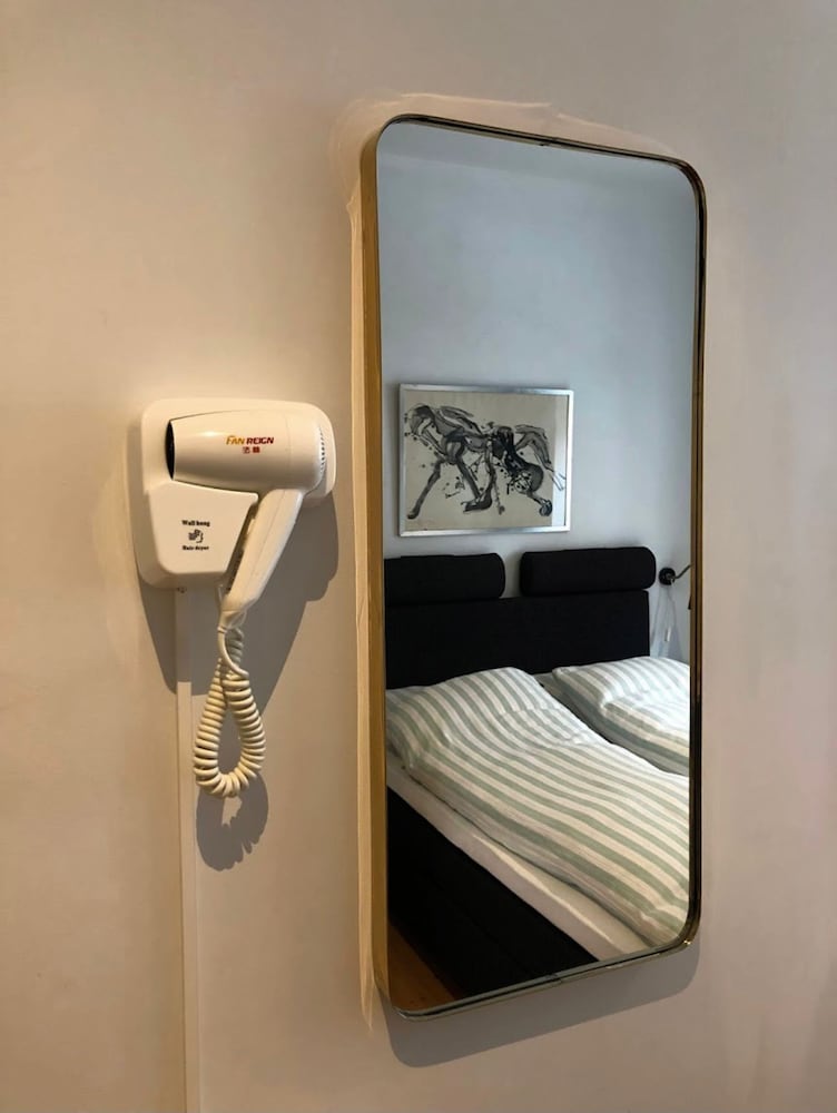 Deluxe Twin Room, City View photo 3