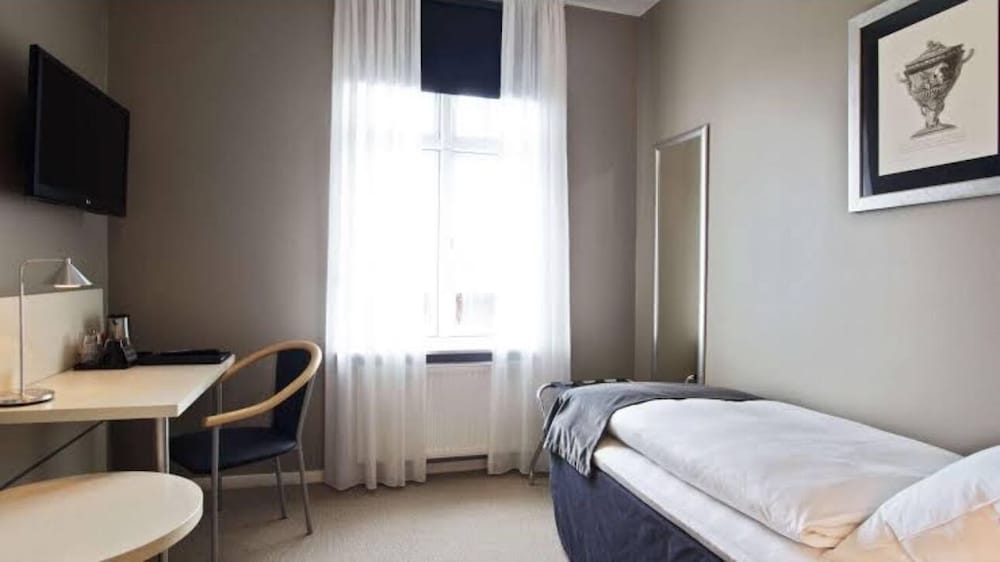 Superior Triple Room photo 2