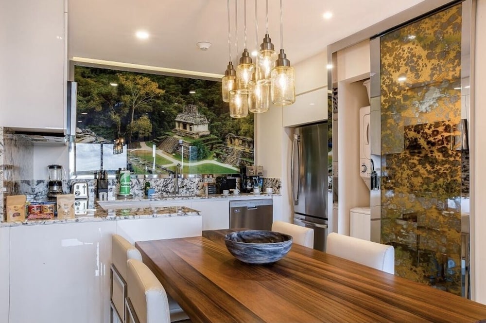 Luxury Suite, 2 Bedrooms, Ocean View - Photo 11