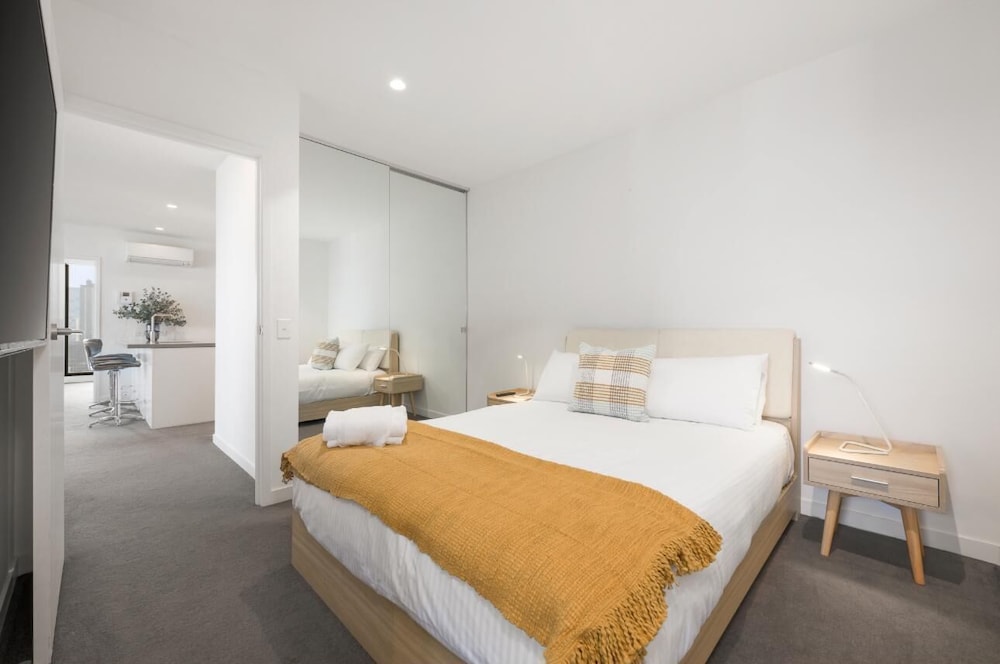 Suite, 3 Bedrooms, City View