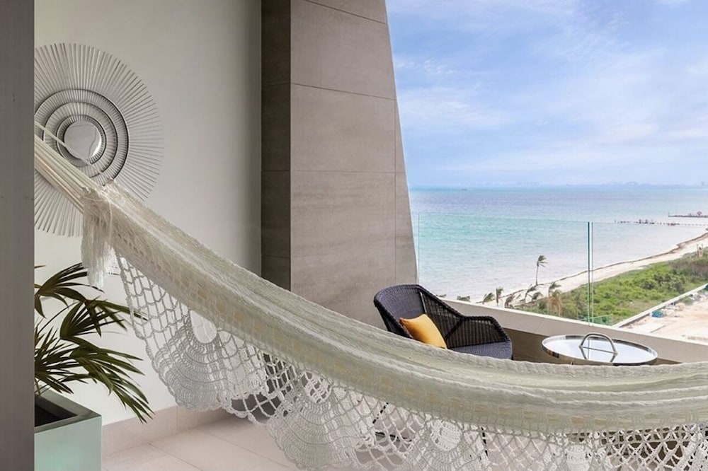 Luxury Suite, 2 Bedrooms, Ocean View - Photo 3