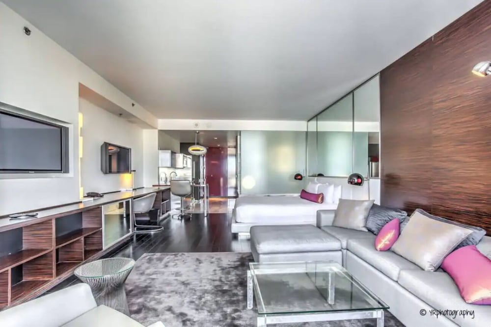 Condo, 1 Bedroom (158732)