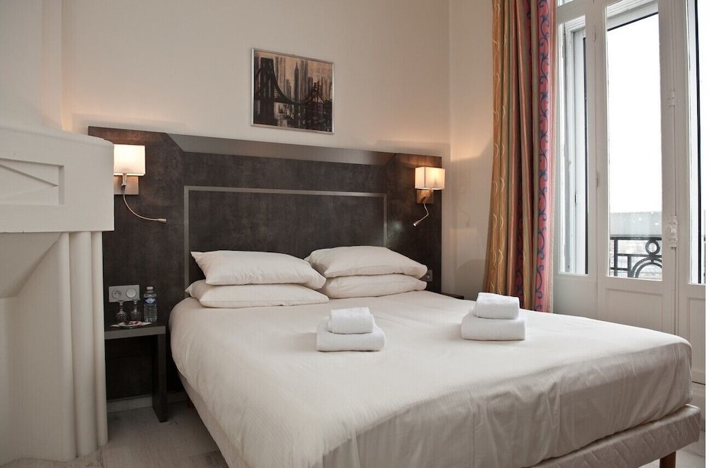 Standard Double Room photo 3