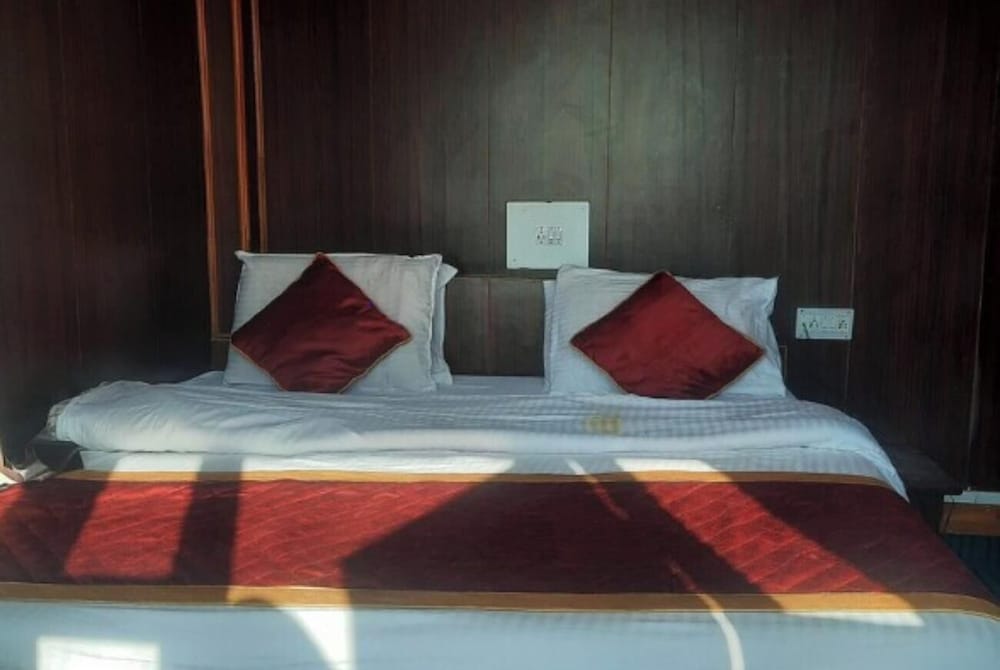 Basic Double Room