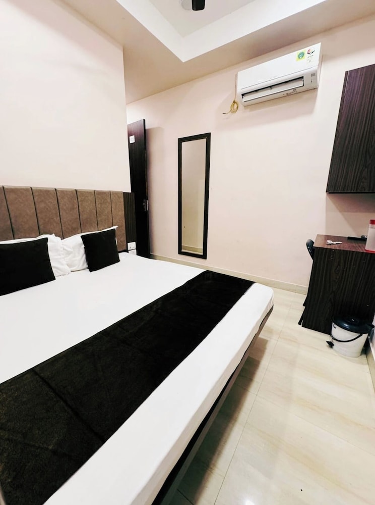 Deluxe Quadruple Room, Air conditioning