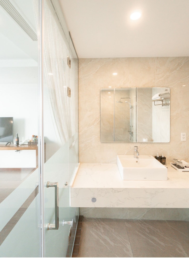 Standard Room - Photo 8