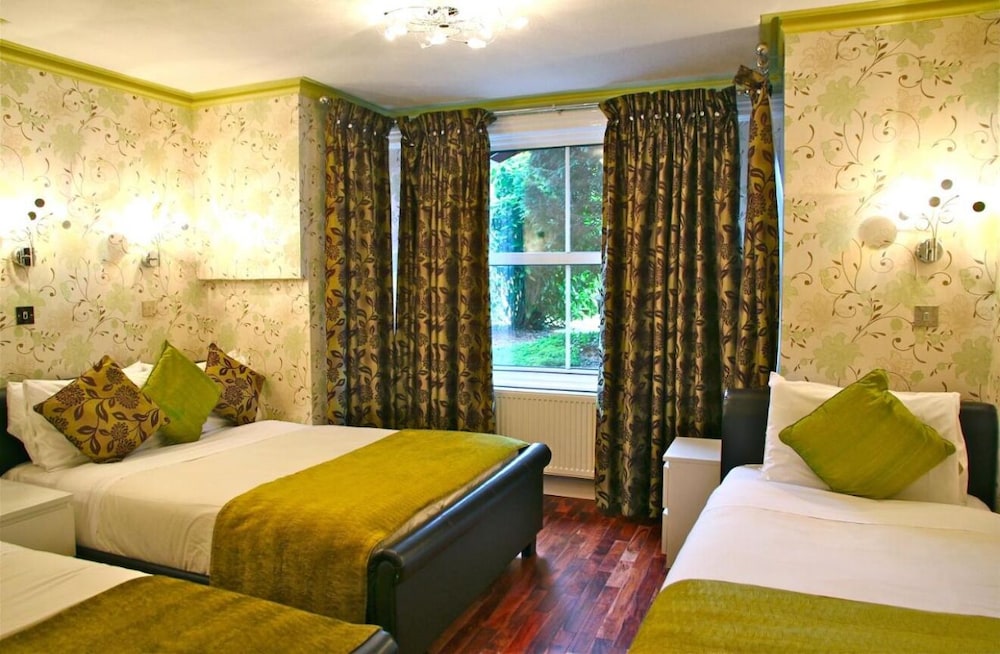 Standard Triple Room, Private Bathroom photo 1