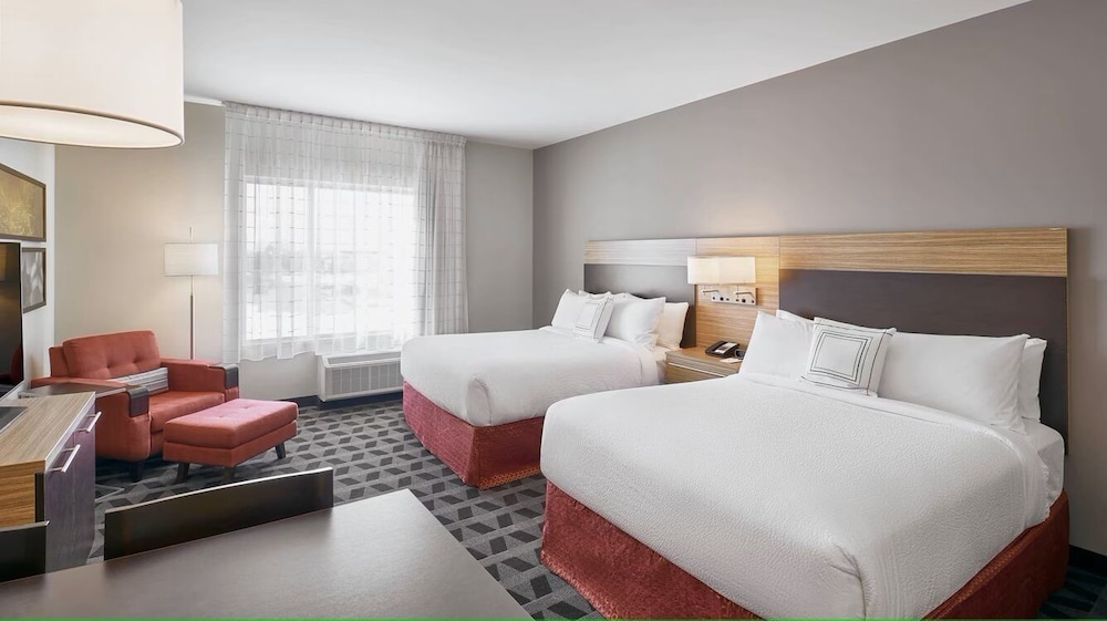Signature Studio, 2 Queen Beds - Photo 1