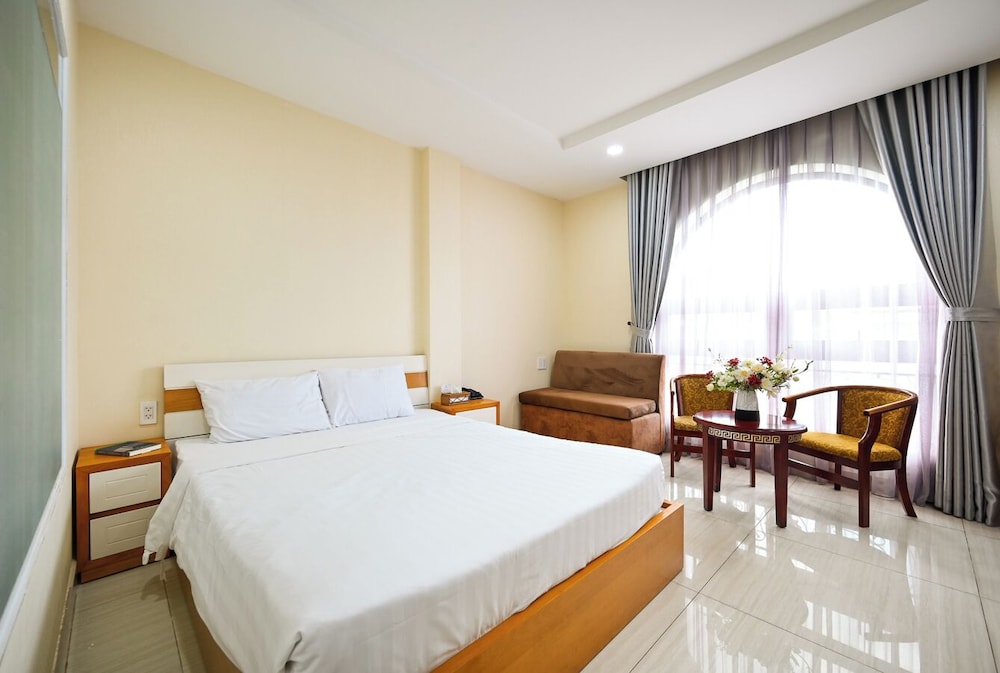 Deluxe Double Room, City View