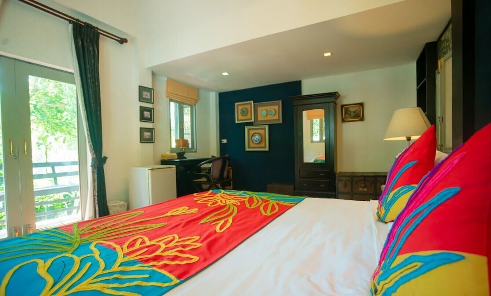 Deluxe 2 Bedrooms - Photo 2